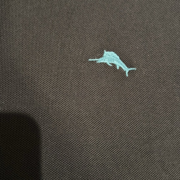 Tommy Bahama Long Sleeve - Picture 2 of 3